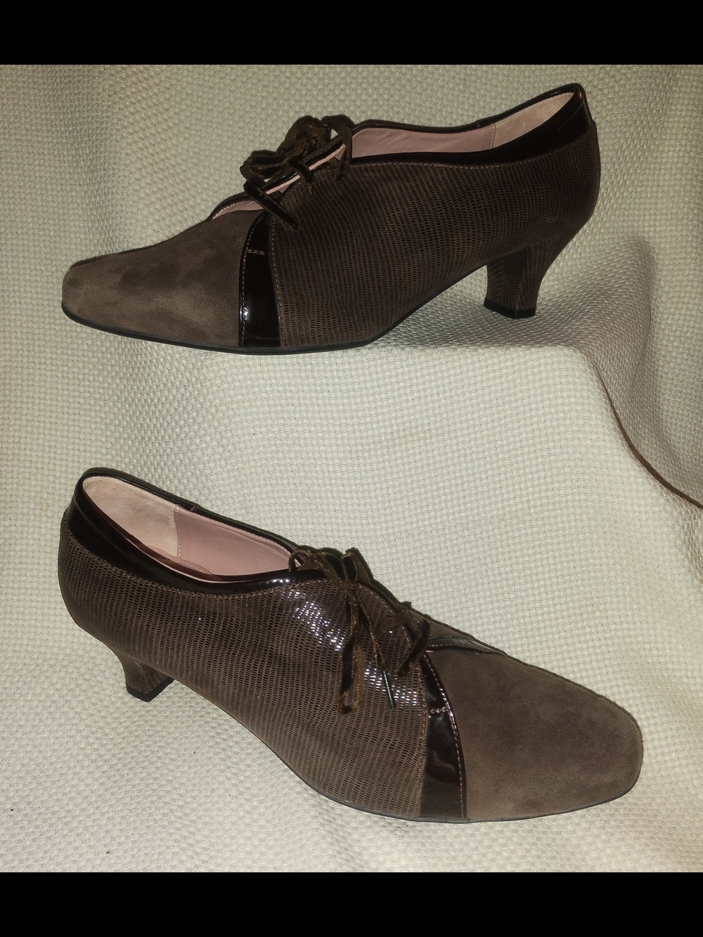 Beautifeel Size 9.5 (41) Suede And Leather Oxford Heels